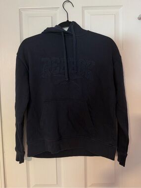 NWOT Reebok Navy Blue Pullover Hoodie with Embroidered Logo